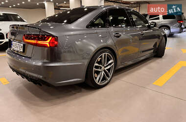 Седан Audi S6 2015 в 