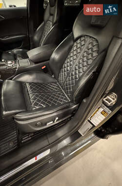 Седан Audi S6 2015 в 