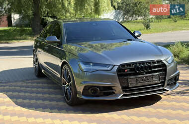 Седан Audi S6 2016 в 