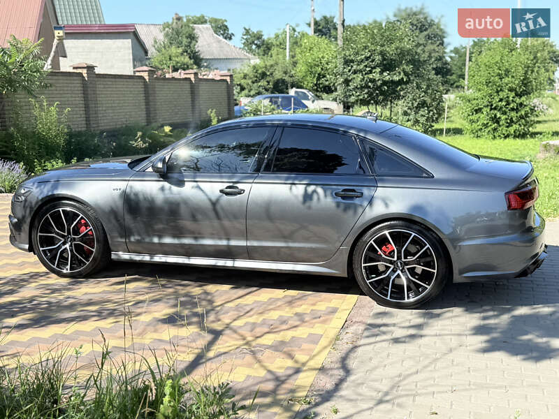 Седан Audi S6 2016 в Киеве