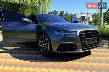 Седан Audi S6 2016 в 