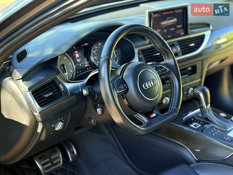 Седан Audi S6 2016 в Киеве