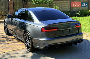 Седан Audi S6 2016 в 