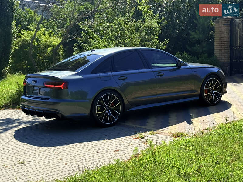 Седан Audi S6 2016 в Киеве