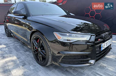 Седан Audi S6 2017 в 