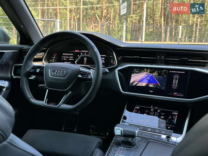 Седан Audi S6 2022 в Гостомелі