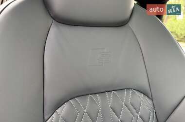 Седан Audi S6 2021 в 