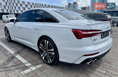 Седан Audi S6 2019 в 