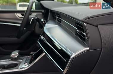 Седан Audi S6 2022 в 