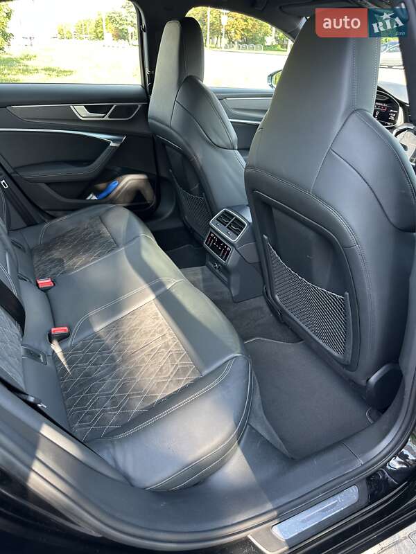 Седан Audi S6 2021 в Киеве