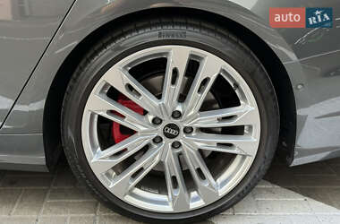 Седан Audi S6 2021 в 