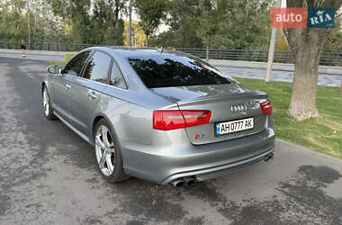 Седан Audi S6 2013 в 