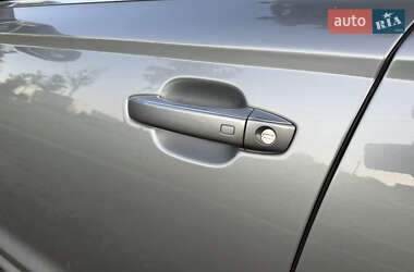Седан Audi S6 2013 в 