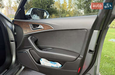 Седан Audi S6 2013 в 
