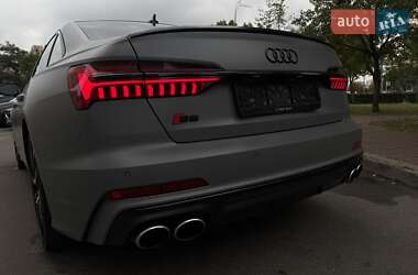 Седан Audi S6 2021 в 