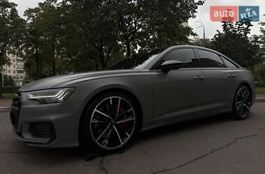 Седан Audi S6 2021 в 