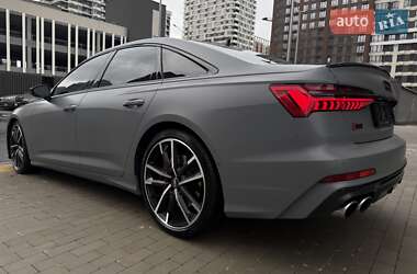 Седан Audi S6 2021 в 