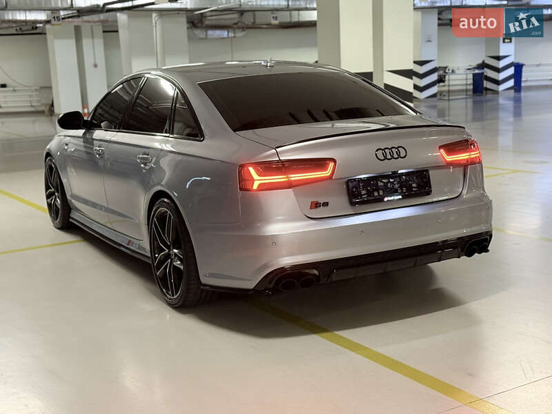 Седан Audi S6 2016 в Киеве