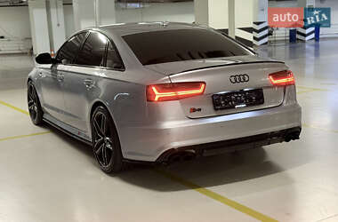 Седан Audi S6 2016 в 