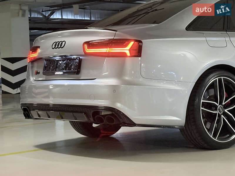 Седан Audi S6 2016 в Киеве