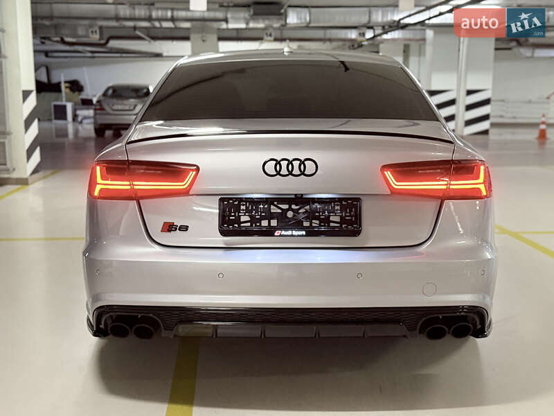 Седан Audi S6 2016 в Киеве
