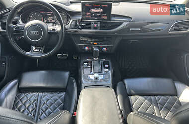 Седан Audi S6 2015 в 