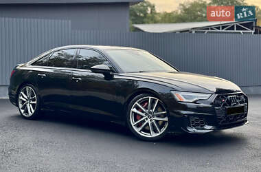 Седан Audi S6 2019 в 