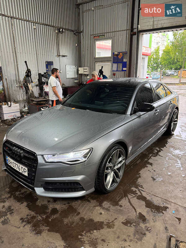 Седан Audi S6 2016 в Киеве фото 5 Седан Audi S6 2016 в Киеве