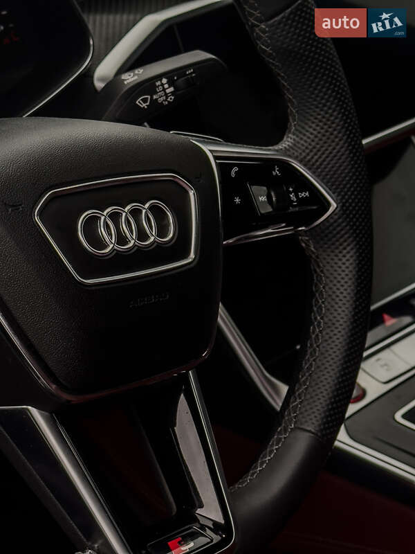 Седан Audi S6 2021 в Чернигове