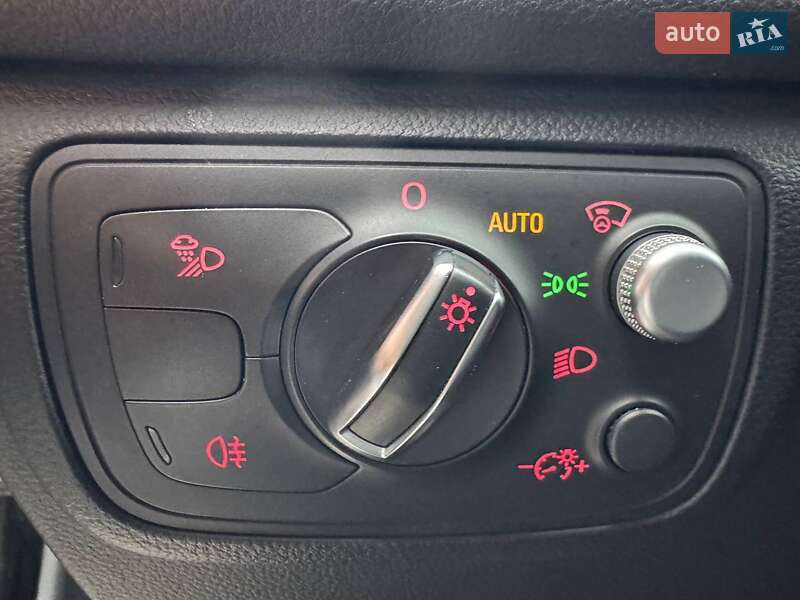 Седан Audi S6 2014 в Києві фото 20 Седан Audi S6 2014 в Києві