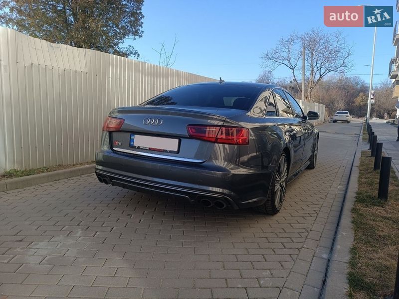 Седан Audi S6 2017 в Львове