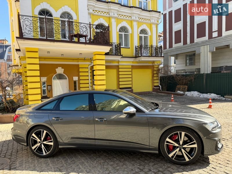 Седан Audi S6 2023 в Києві