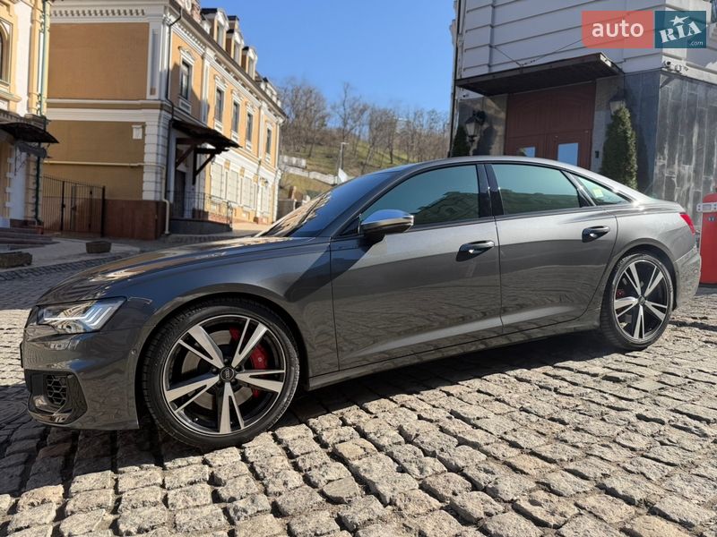 Седан Audi S6 2023 в Києві
