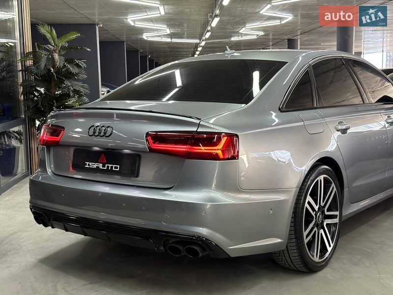 Седан Audi S6 2014 в Одесі