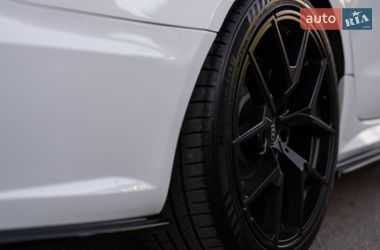 Седан Audi S6 2015 в Дніпрі