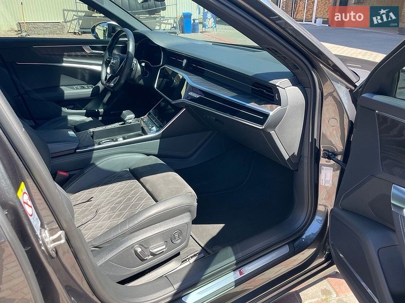 Седан Audi S6 2020 в Николаеве