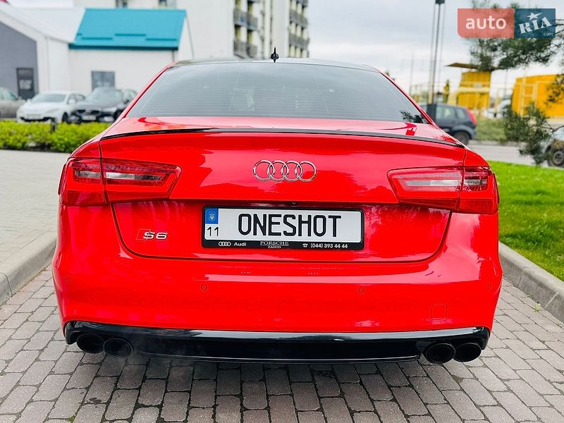 Седан Audi S6 2012 в Белогородке