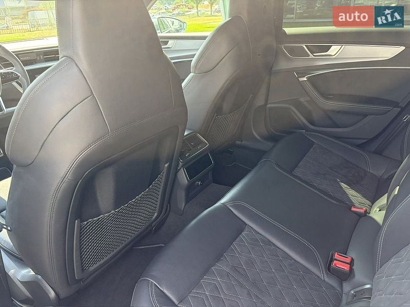 Седан Audi S6 2023 в Киеве