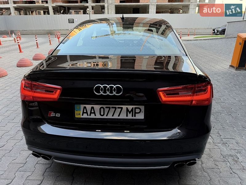 Седан Audi S6 2013 в Києві