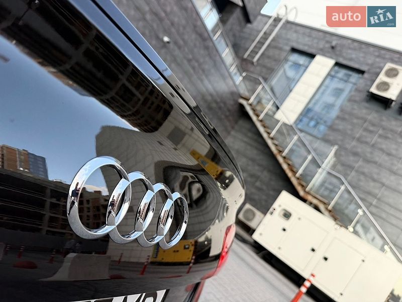 Седан Audi S6 2013 в Києві
