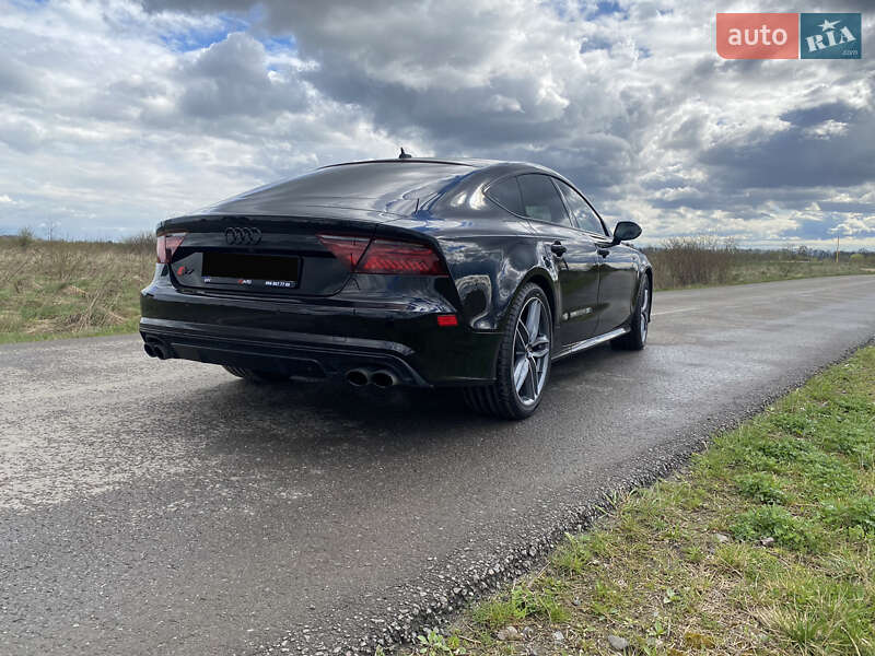 Лифтбек Audi S7 Sportback 2015 в Стрые