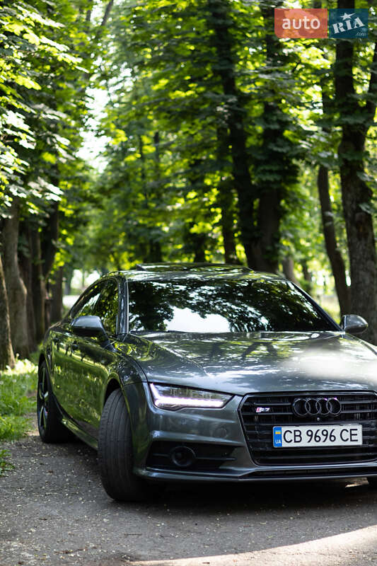 Лифтбек Audi S7 Sportback 2015 в Киеве