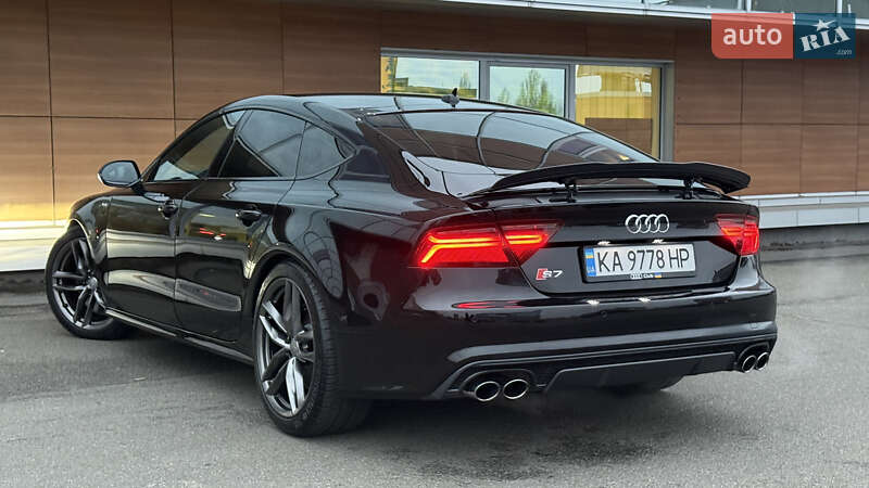 Лифтбек Audi S7 Sportback 2015 в Киеве