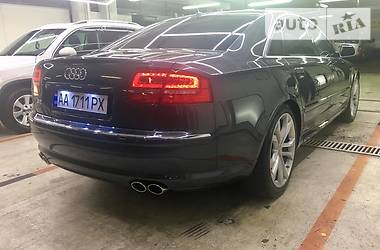  Audi S8 2008 в 