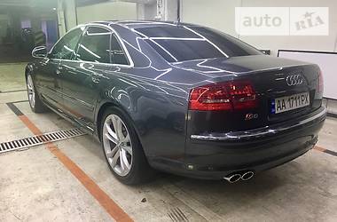  Audi S8 2008 в 