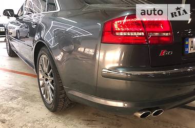 Audi S8 2008 в 