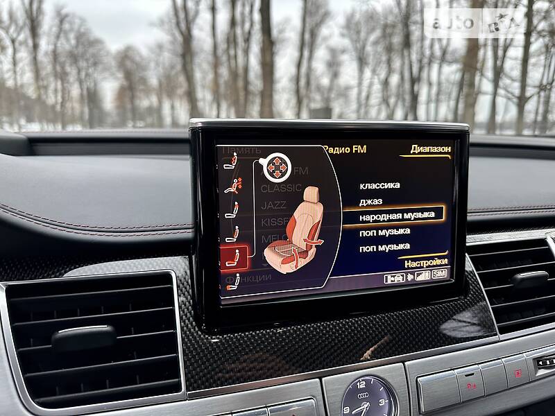 Седан Audi S8 2016 в Киеве фото 59 Седан Audi S8 2016 в Киеве