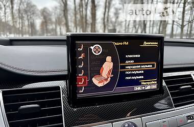 Седан Audi S8 2016 в 