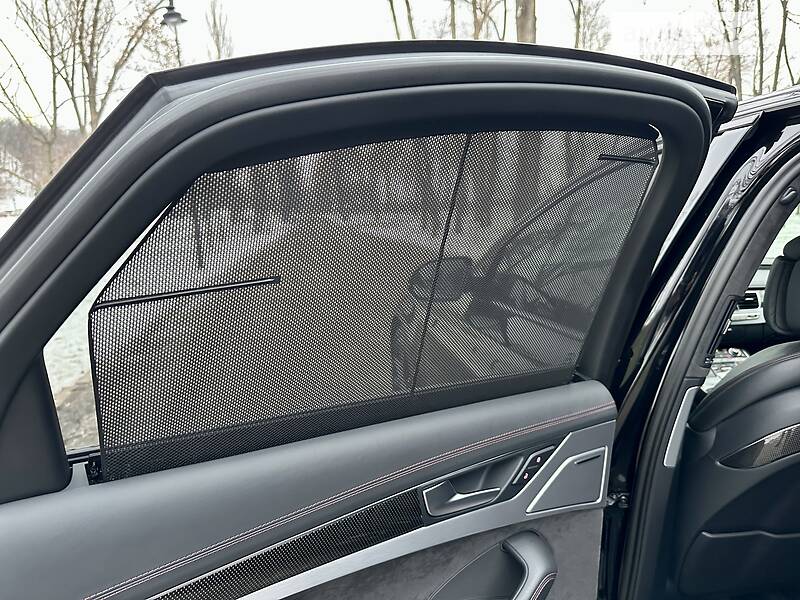 Седан Audi S8 2016 в Киеве фото 64 Седан Audi S8 2016 в Киеве