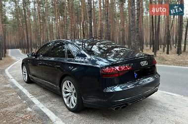 Седан Audi S8 2017 в Полтаве